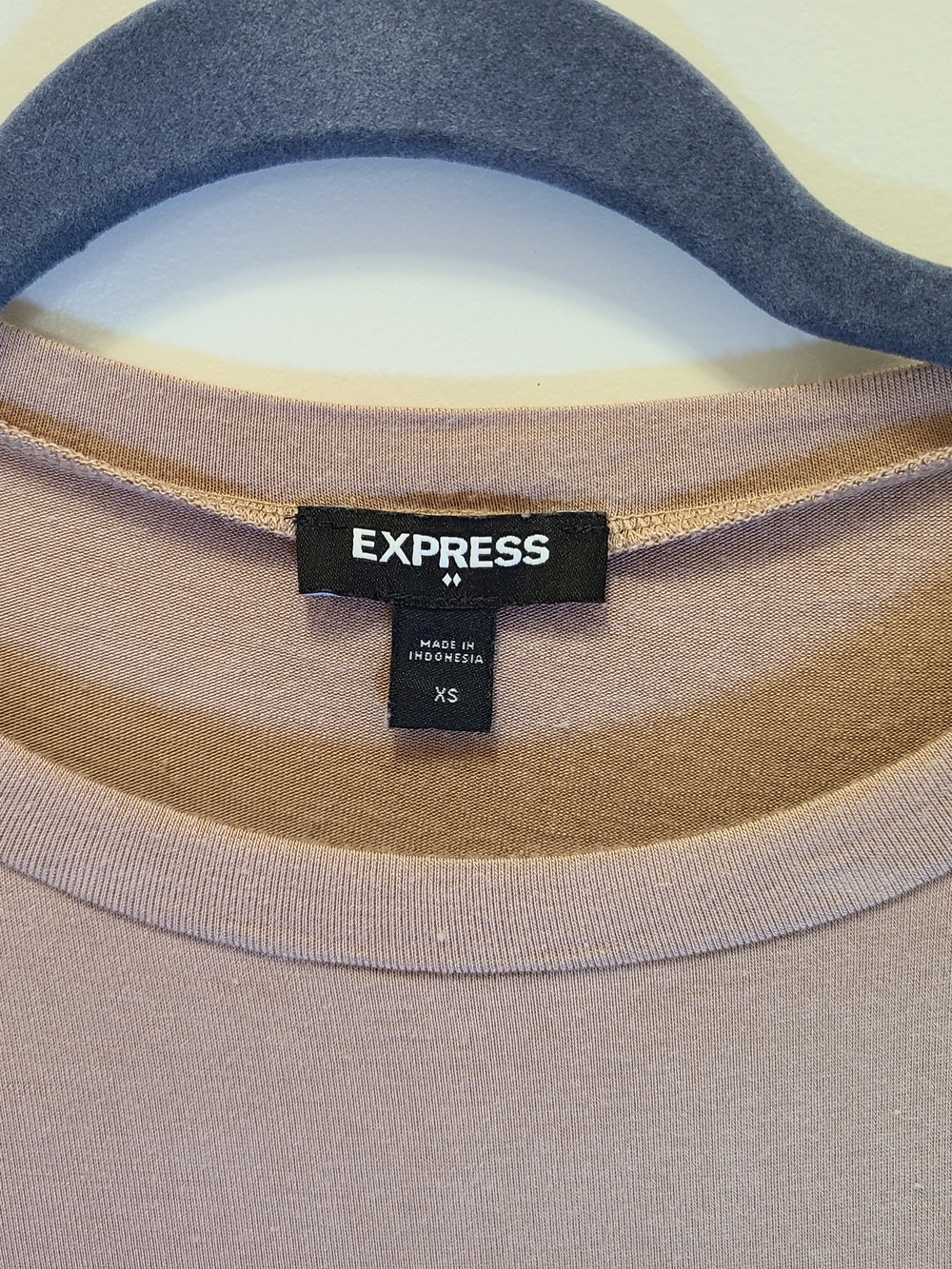 EXPRESS Tan Cap Sleeve Ribbed Crew Neck Top - Size XS - Picture 2 of 4